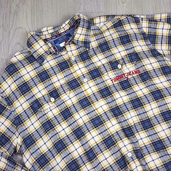 Vintage Tommy Hilfiger Tommy Jeans Long Sleeve Plaid Flannel Spell Out Pocket - Picture 4 of 11